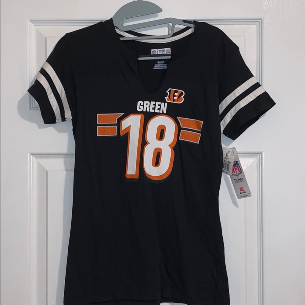 NWT Women’s NFL Cincinnati Bengals shirt. Size S